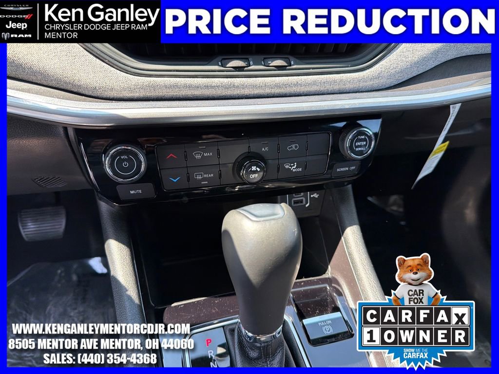 Used 2024 Jeep Compass Latitude image 16