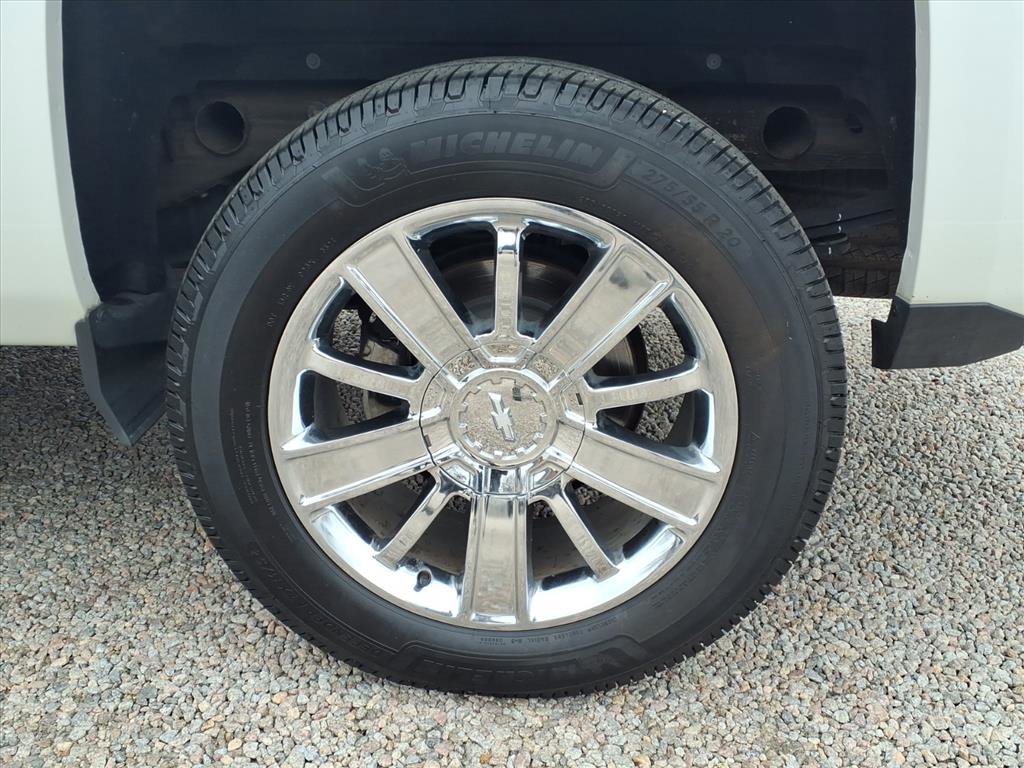 Used 2018 Chevrolet Silverado 1500 High Country image 11