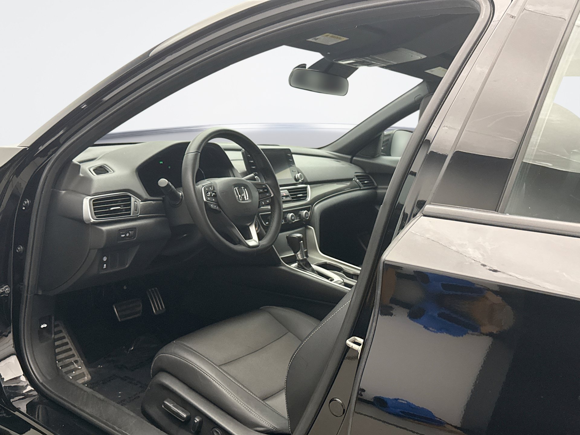 Used 2019 Honda Accord Sport image 10