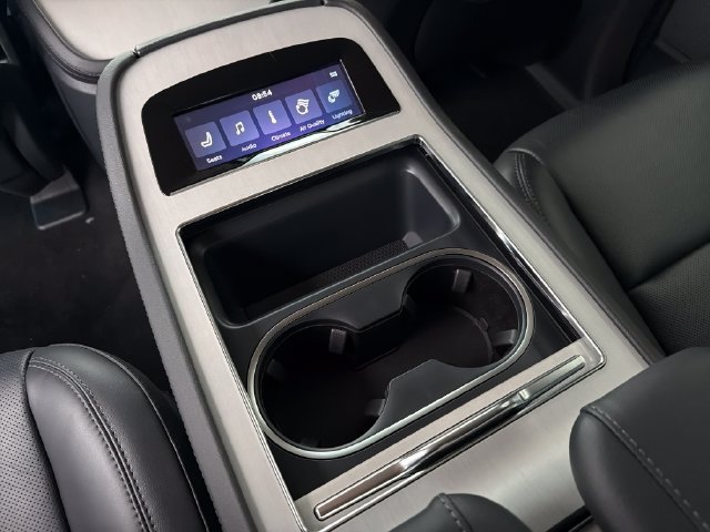 New 2026 Lincoln Navigator Reserve AWD/4WD image 16