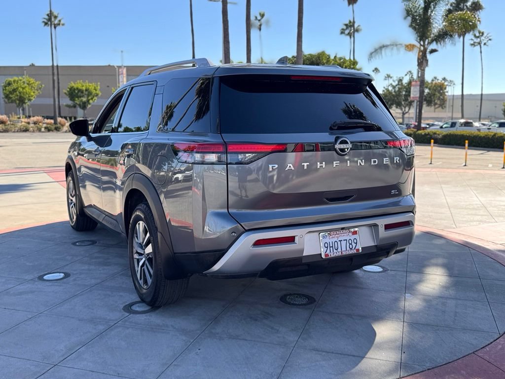 Certified 2024 Nissan Pathfinder SL FWD image 6