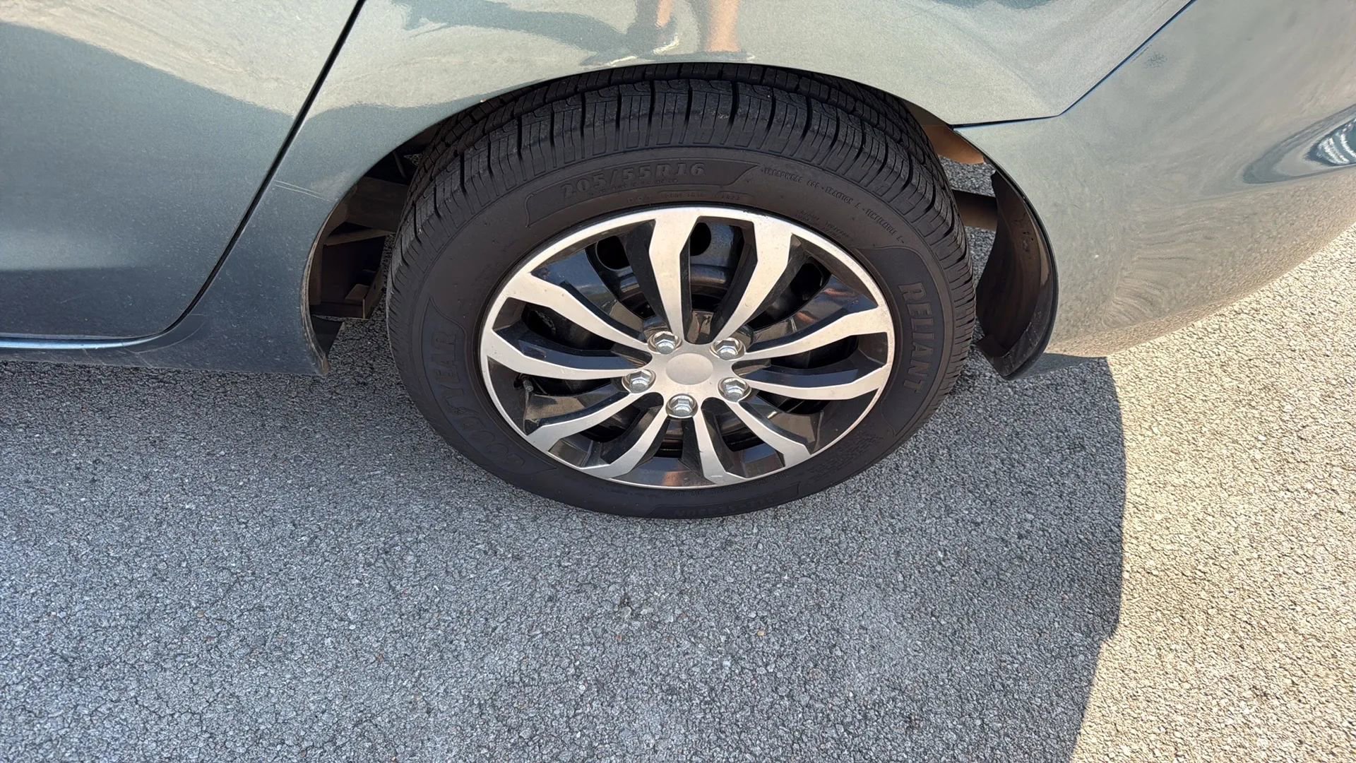 Used 2010 MAZDA MAZDA3 i Sport FWD image 32
