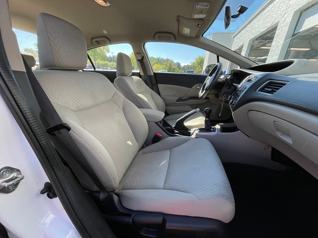 Used 2015 Honda Civic LX image 32
