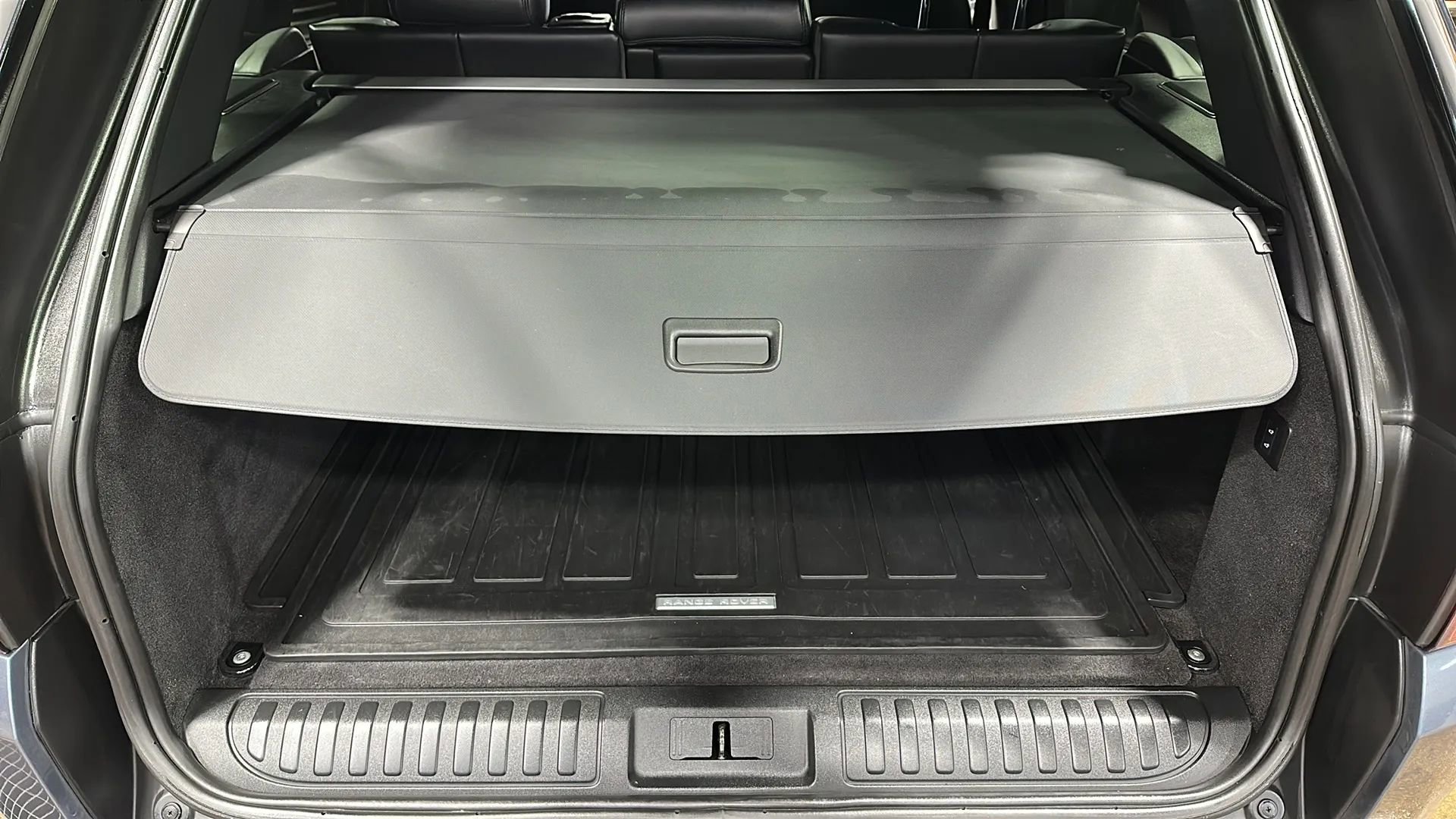 Used 2019 Land Rover Range Rover Sport HSE Dynamic image 14