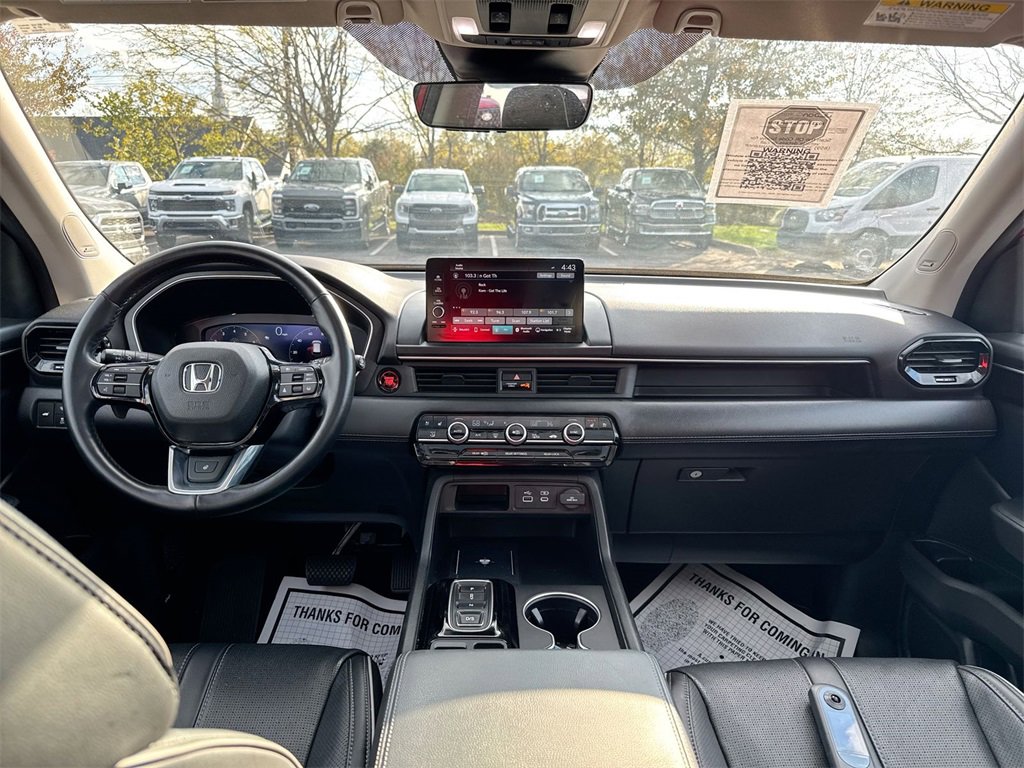 Used 2023 Honda Pilot Elite image 10