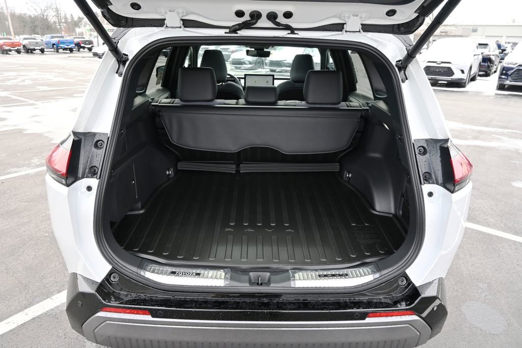 New 2026 Toyota RAV4 XSE image 7
