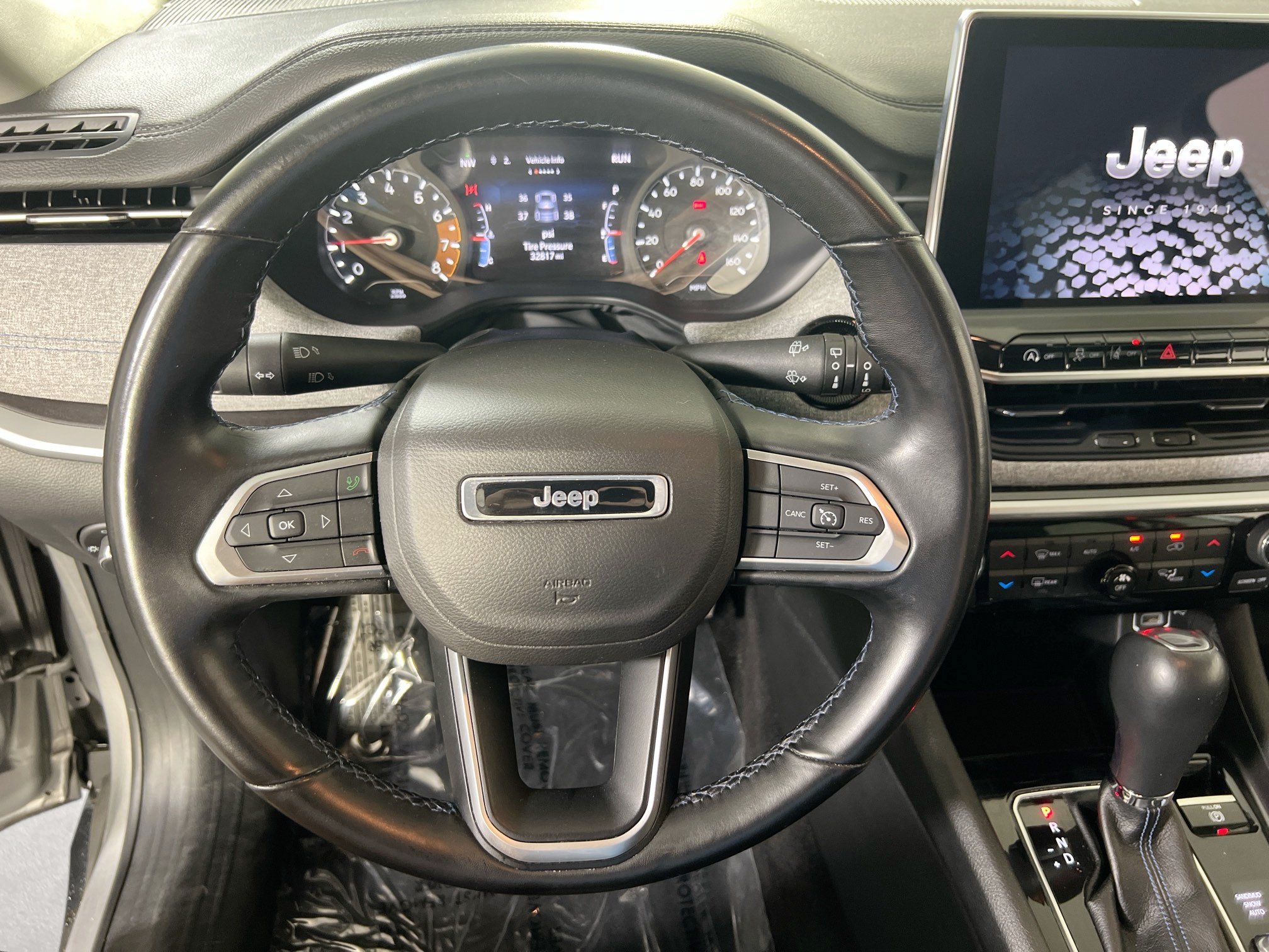 Used 2022 Jeep Compass Latitude w/ Convenience Group AWD/4WD image 11