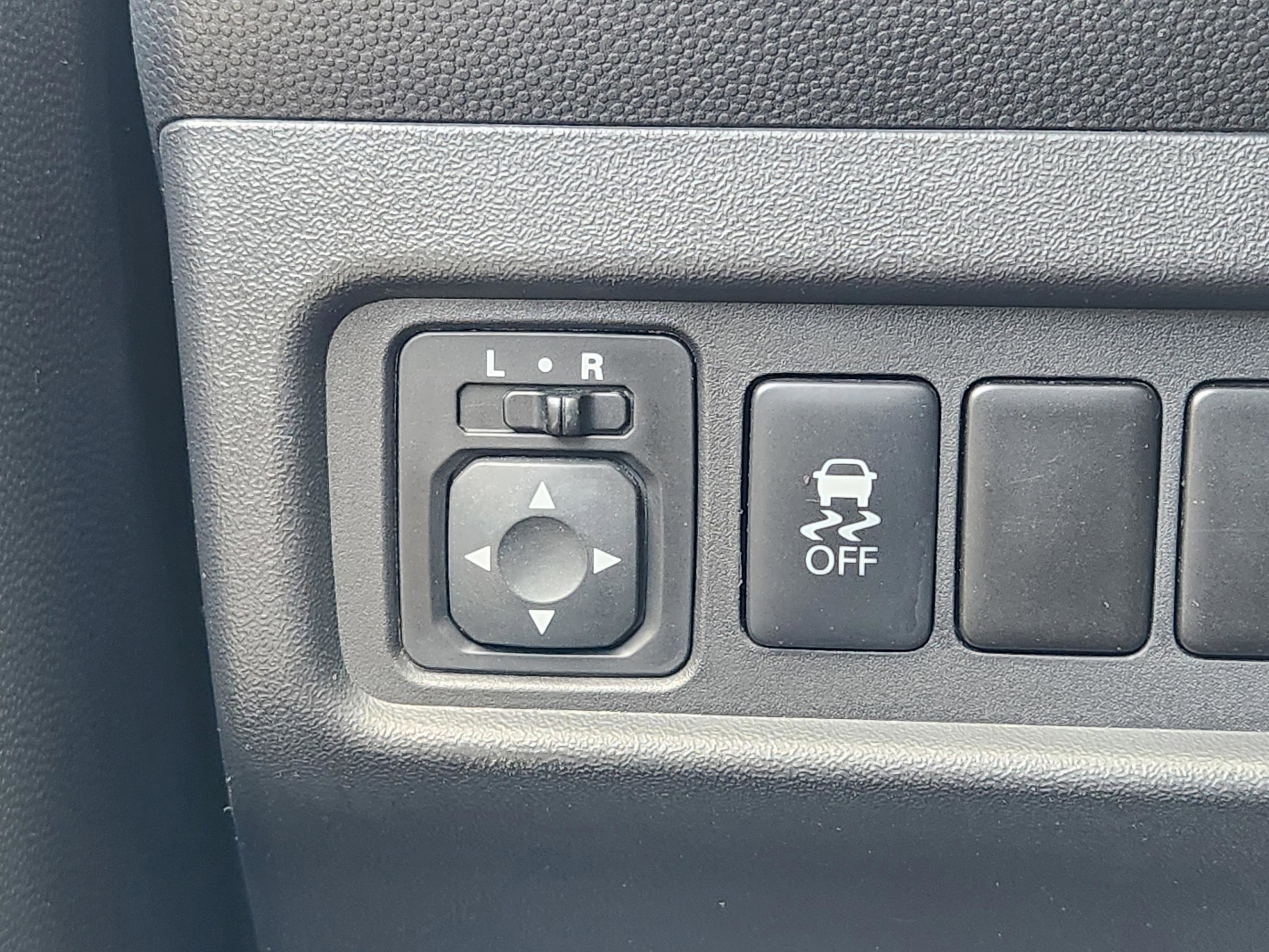 Used 2015 Mitsubishi Mirage DE image 22