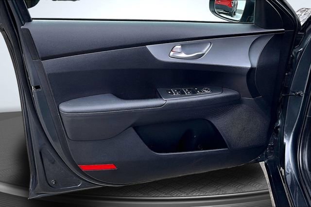 Used 2023 Kia Forte LXS w/ LXS Technology Package image 19