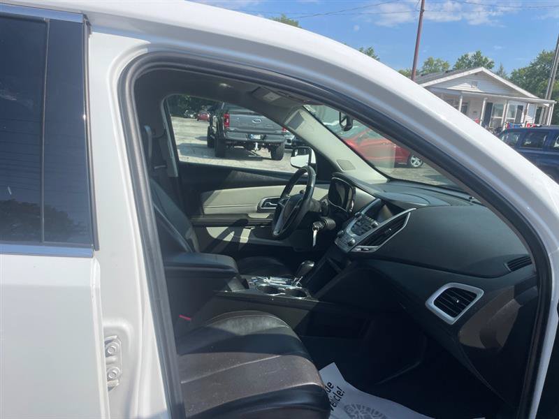 Used 2017 GMC Terrain SLT AWD/4WD image 14
