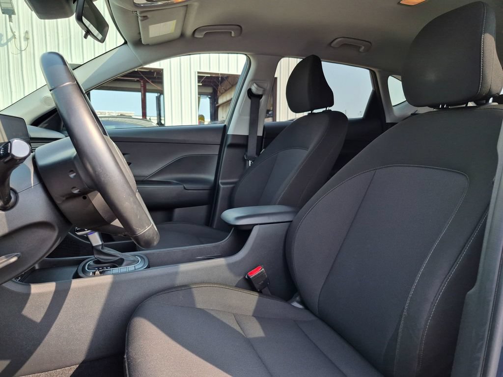 Used 2024 Hyundai Kona SEL AWD/4WD image 15