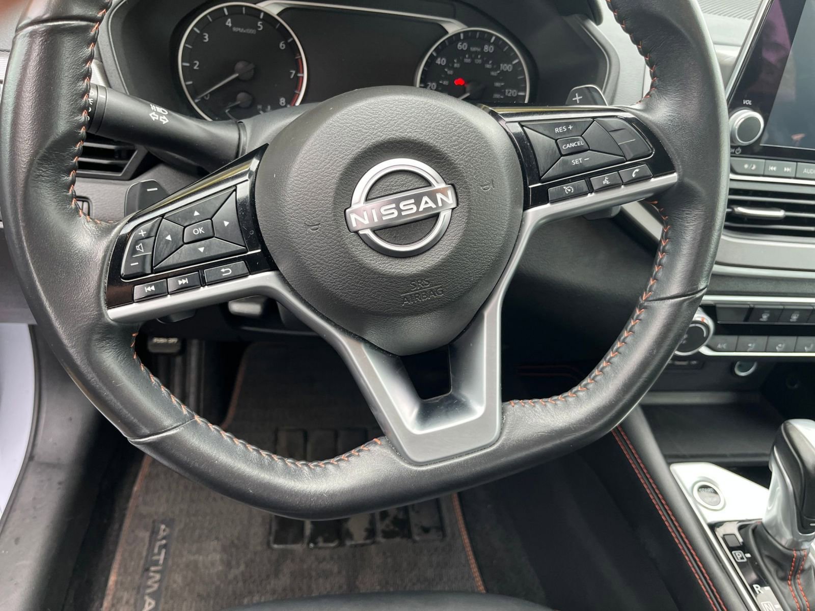 Used 2025 Nissan Altima 2.5 SR image 29