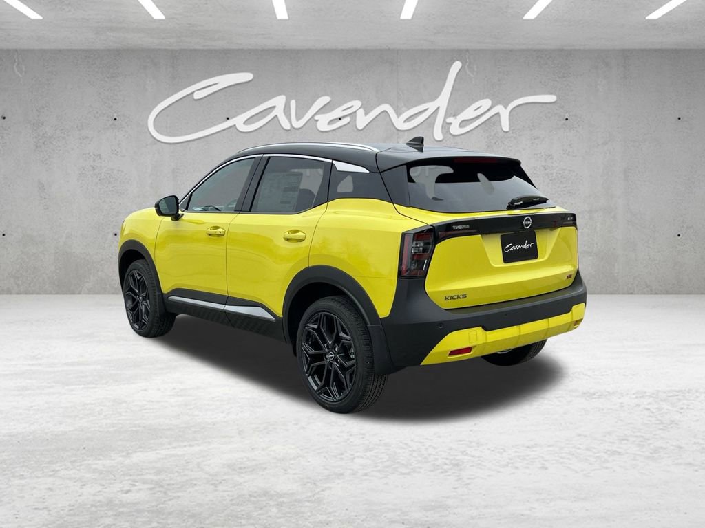 New 2026 Nissan Kicks SR FWD image 14