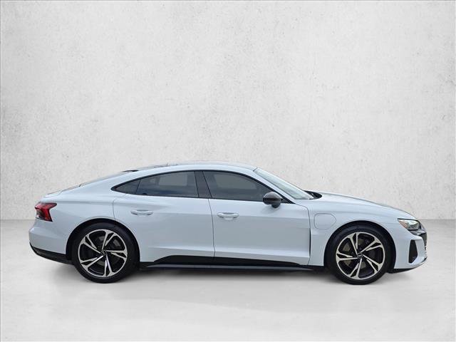 Used 2022 Audi e-tron GT Premium Plus image 4