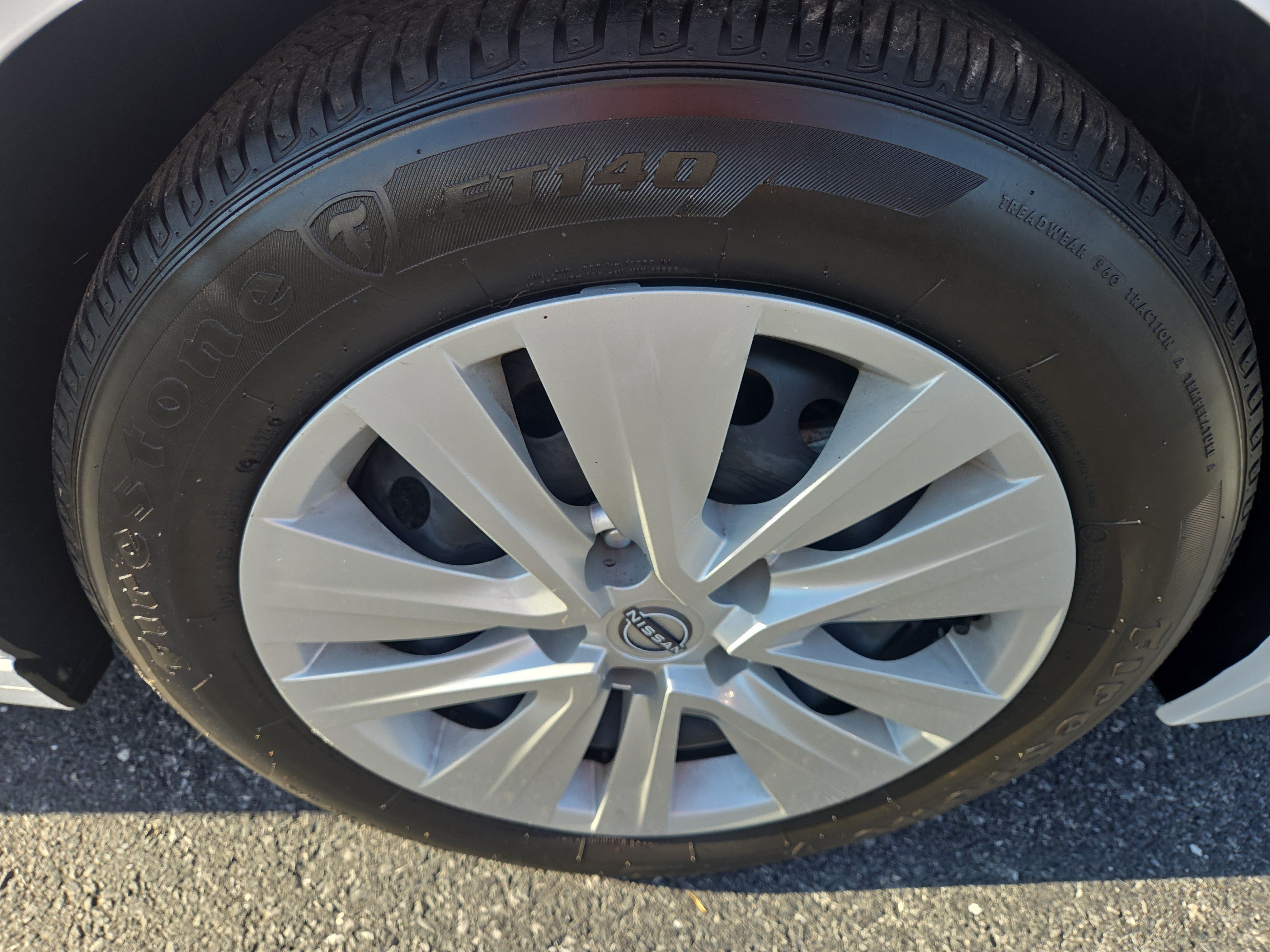 Used 2024 Nissan Sentra S FWD image 9