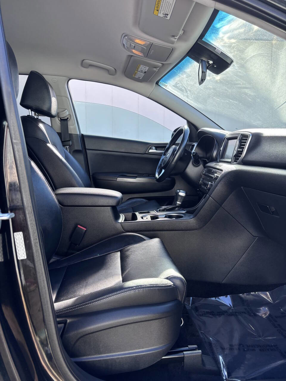 Used 2017 Kia Sportage EX image 17