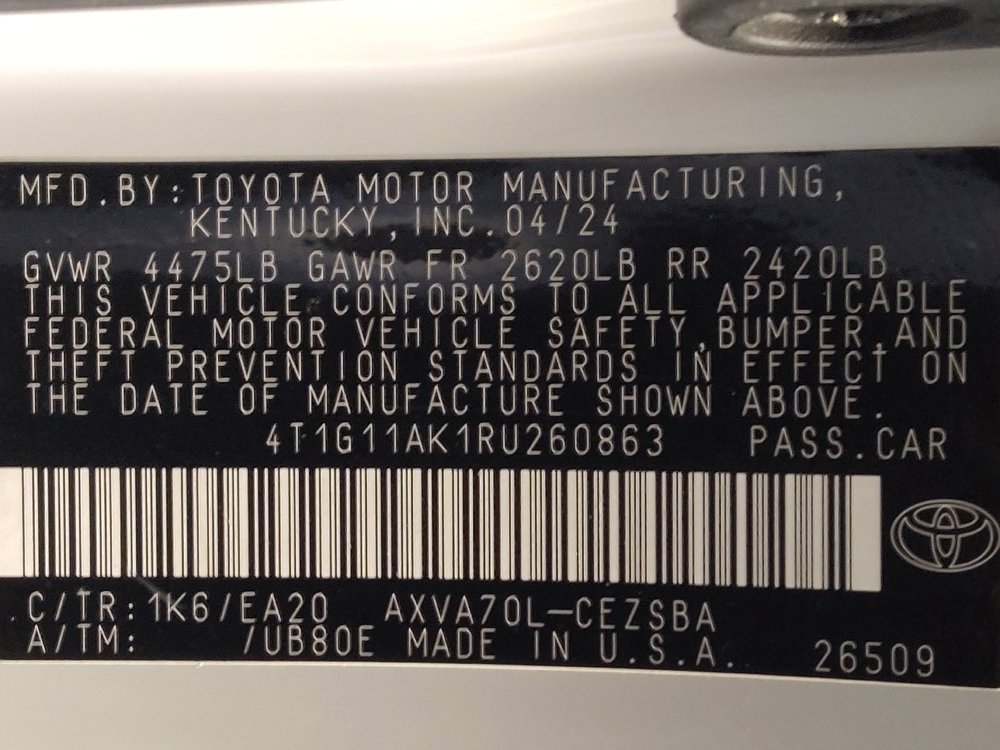 Used 2024 Toyota Camry SE image 33