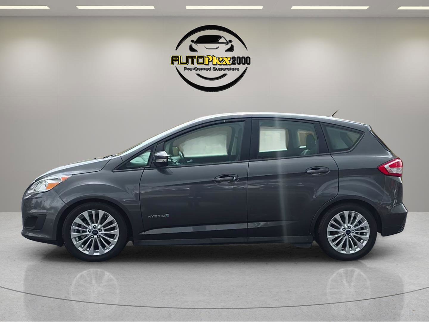Used 2017 Ford C-MAX SE FWD image 4