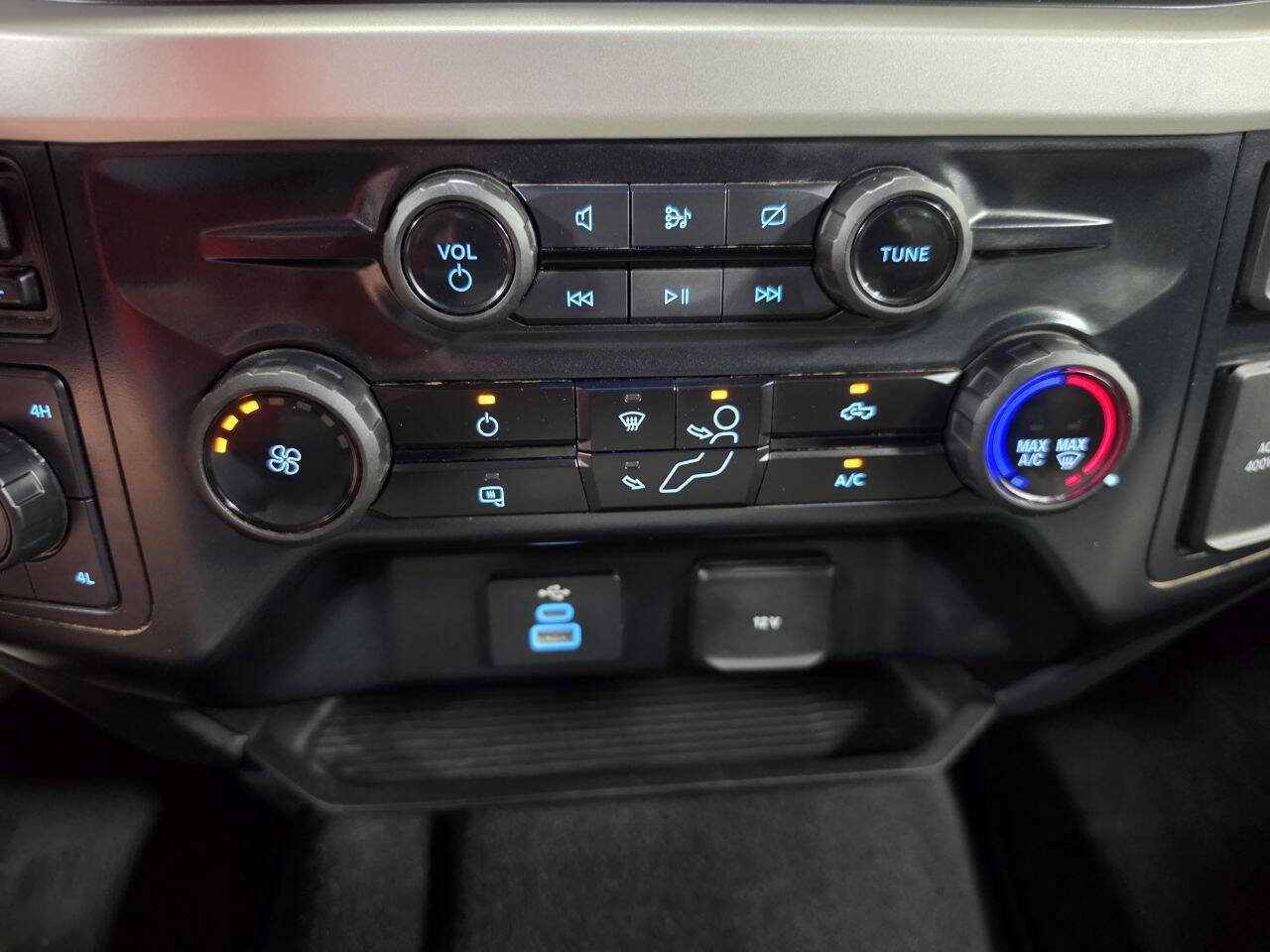 Used 2024 Ford F250 XLT AWD/4WD image 36