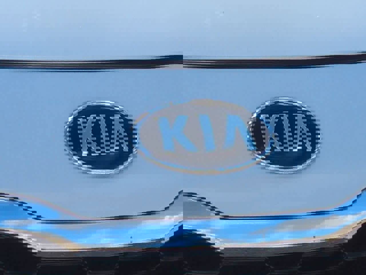 Used 2020 Kia Optima LX image 11