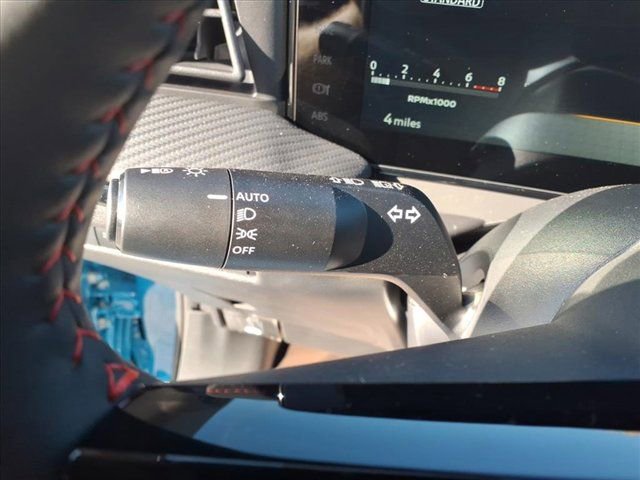 New 2026 Nissan Kicks SR image 20