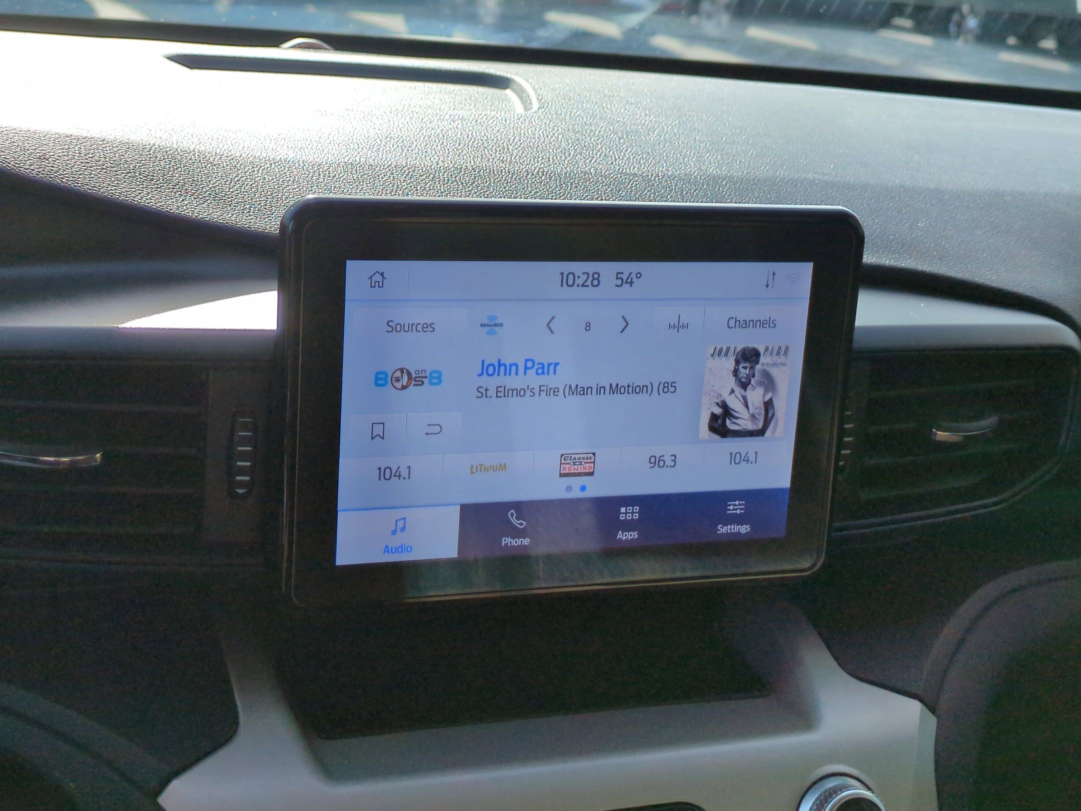 Used 2023 Ford Explorer 4WD w/ Class IV Trailer Tow Package image 21