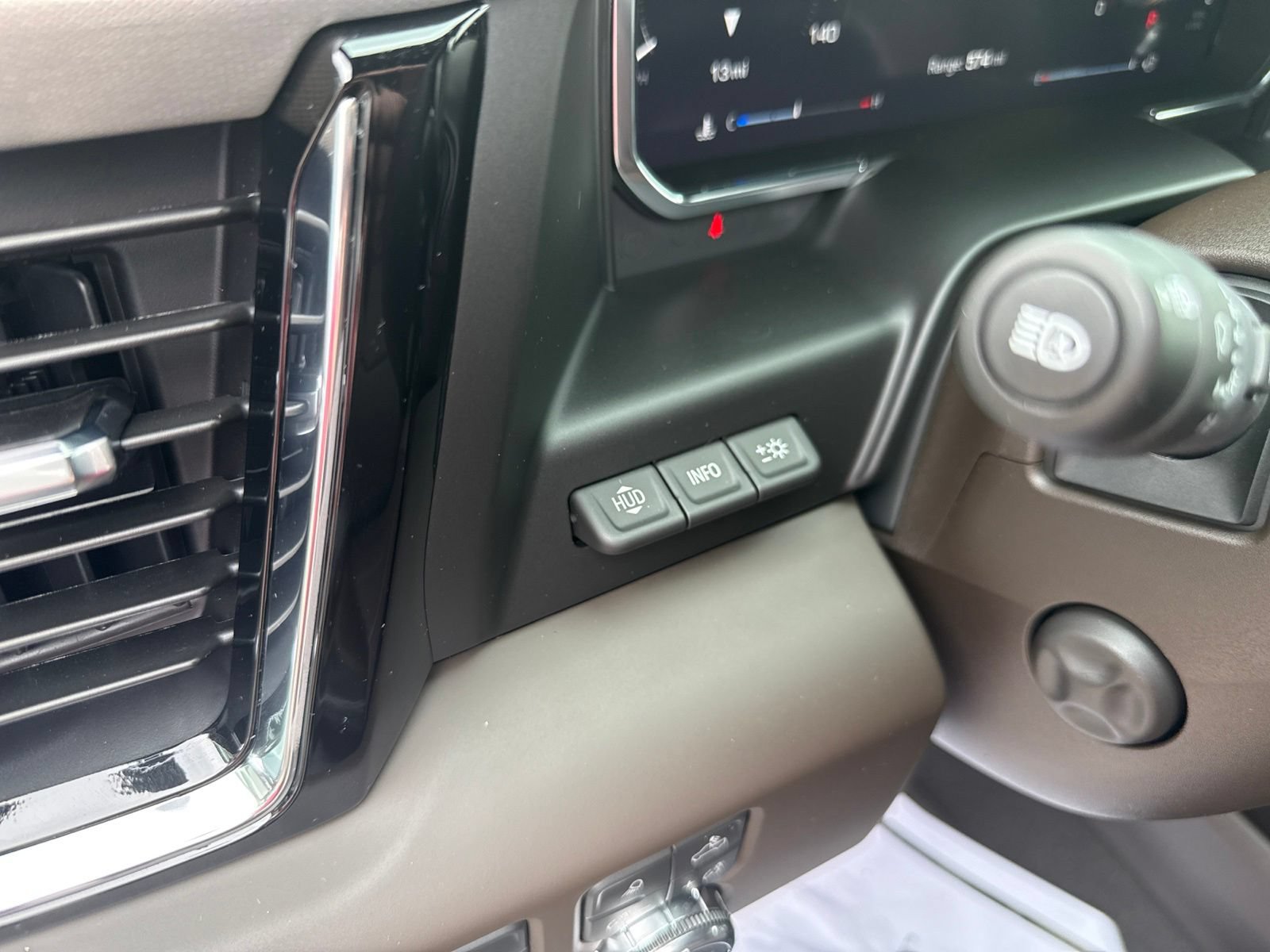 New 2026 GMC Sierra 1500 Denali w/ Technology Package AWD/4WD image 33
