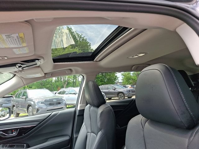 Certified 2025 Subaru Outback Limited AWD/4WD image 42
