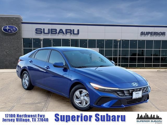 Used 2026 Hyundai Elantra SE FWD image 1