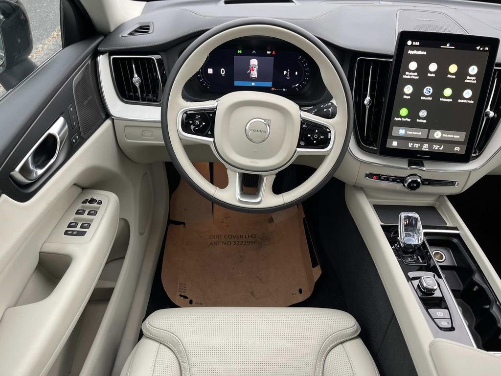 New 2026 Volvo XC60 B5 Ultra w/ Climate Package image 14