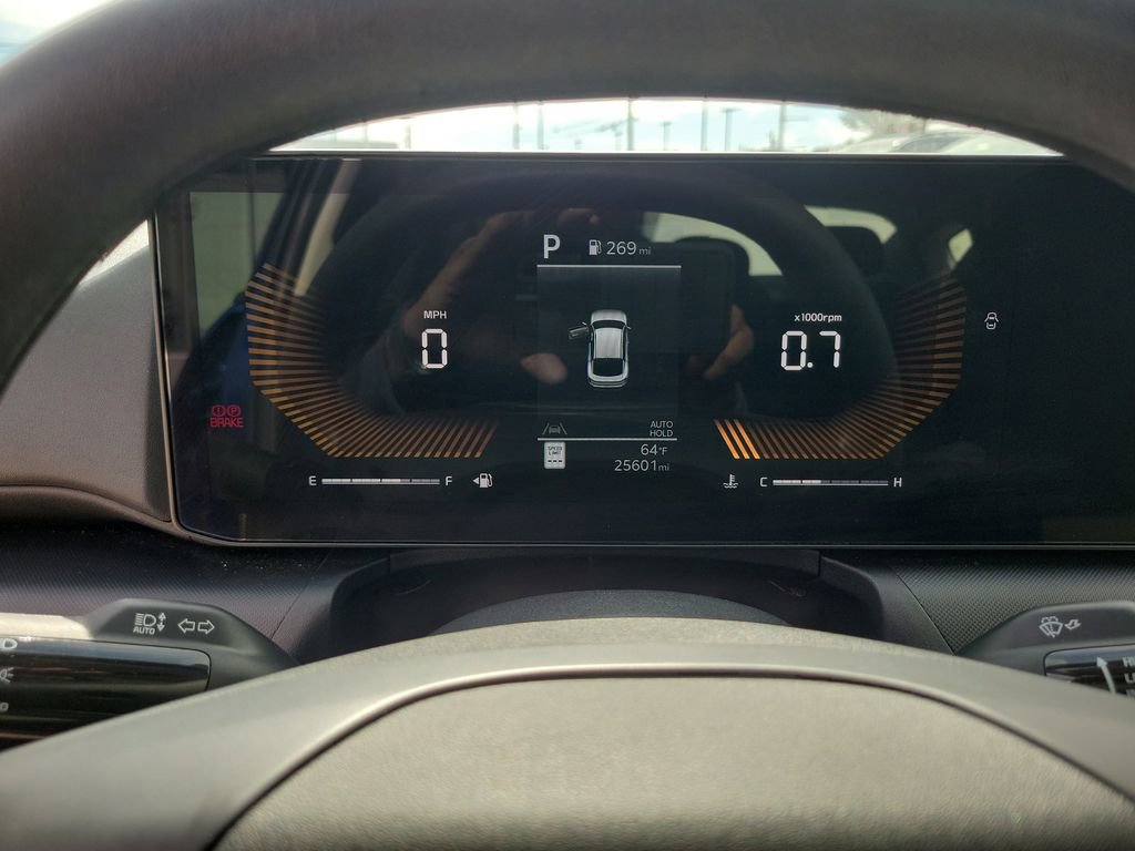 Used 2025 Kia K4 LXS image 24