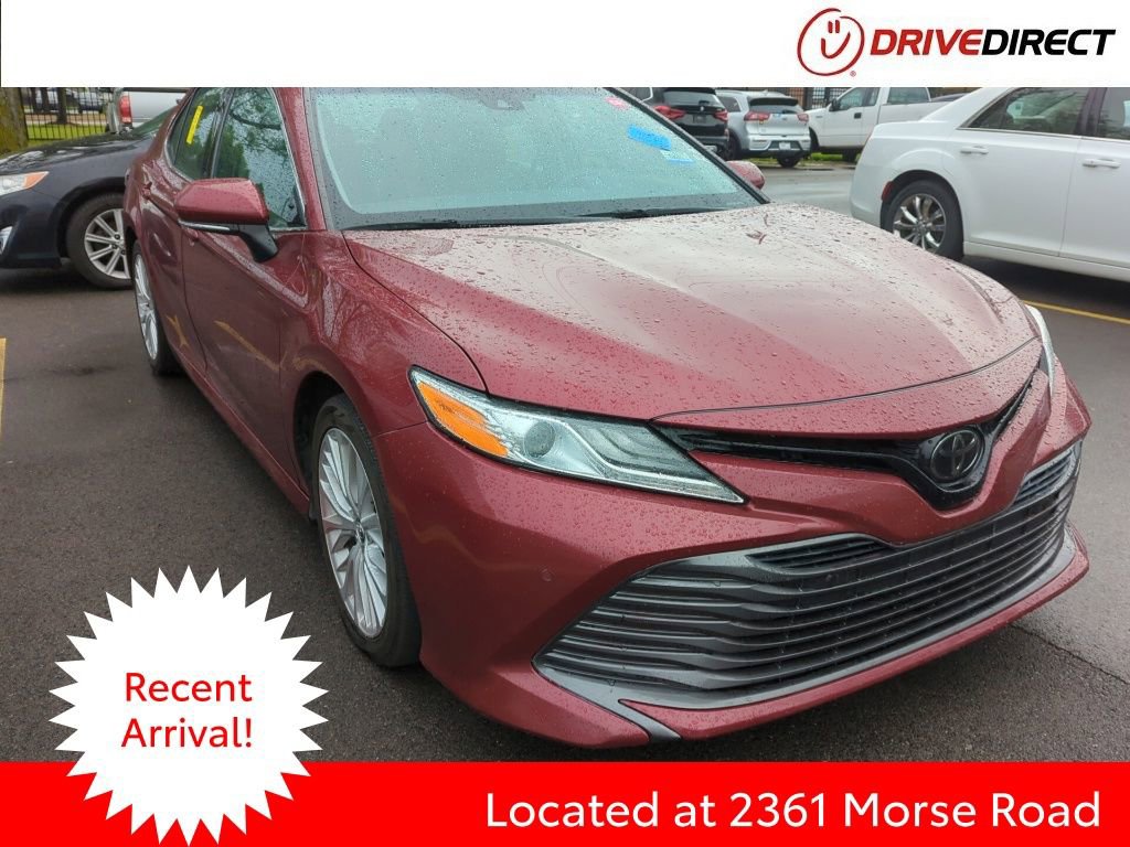 Used 2018 Toyota Camry XLE FWD image 1