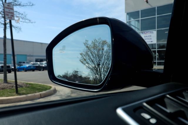 Used 2020 Jaguar F-PACE Premium image 59