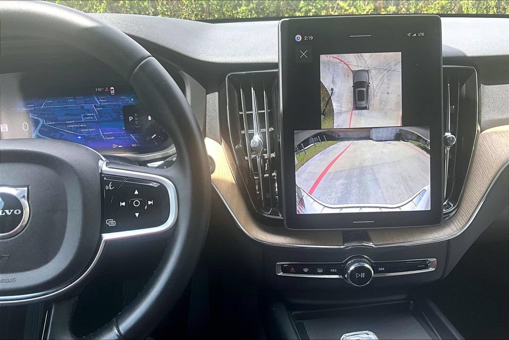 Certified 2026 Volvo XC60 B5 Plus AWD/4WD image 28