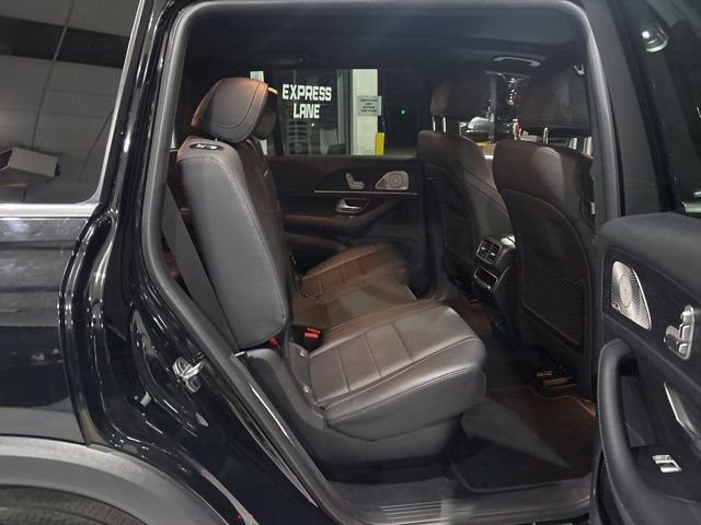 Used 2025 Mercedes-Benz GLS 450 4MATIC image 32
