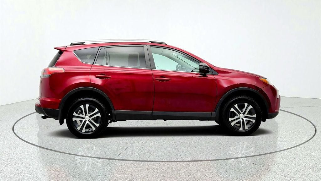 Used 2018 Toyota RAV4 LE w/ All Weather Liner Package AWD/4WD image 4