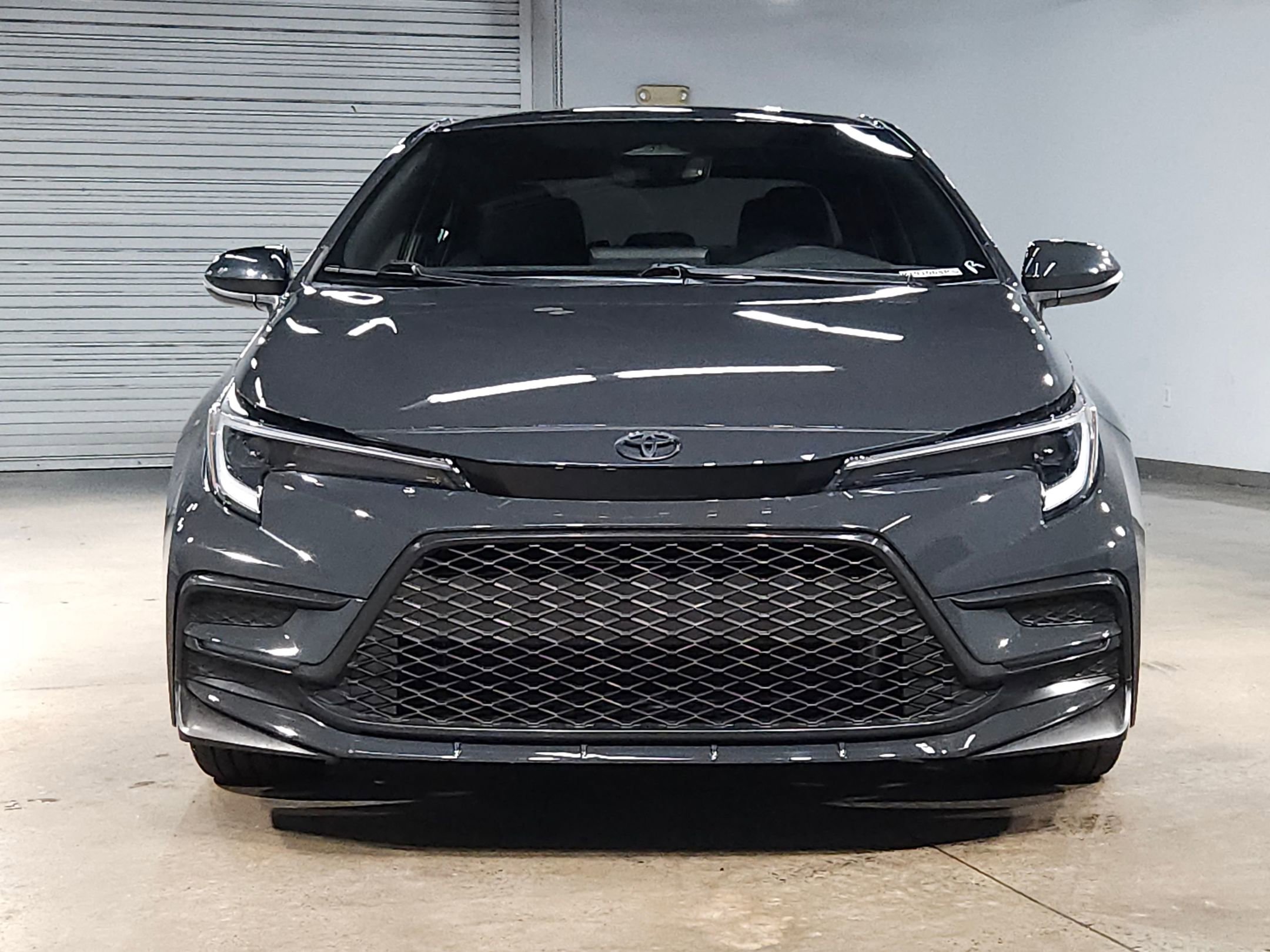 Certified 2024 Toyota Corolla SE image 2