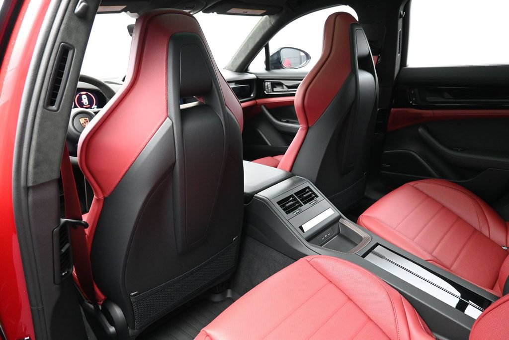 Certified 2026 Porsche Panamera GTS AWD/4WD image 8