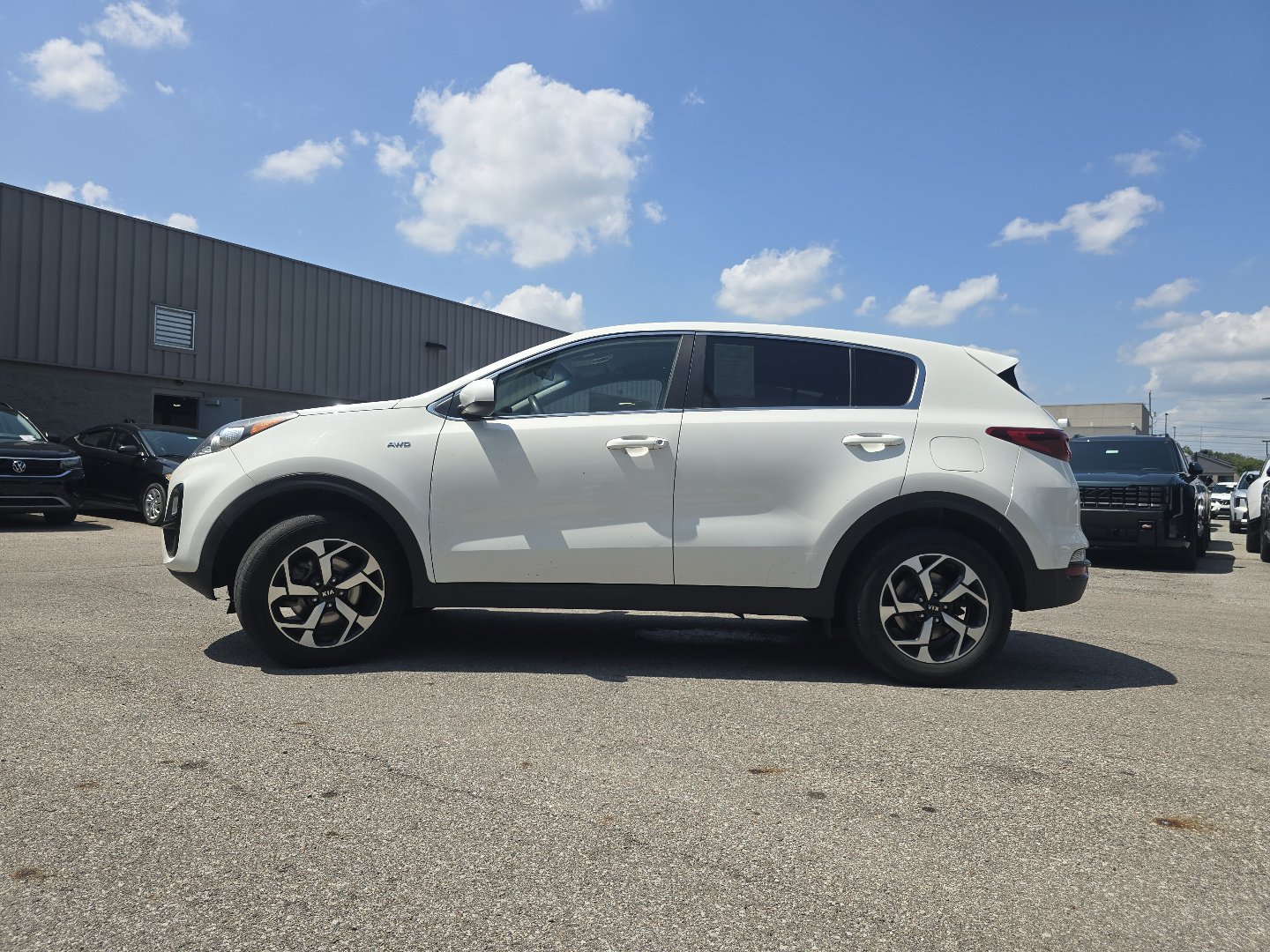 Used 2020 Kia Sportage LX AWD/4WD image 10