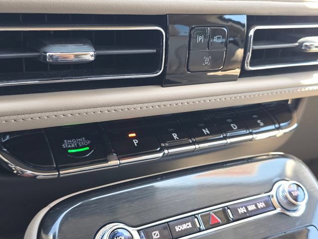 Used 2022 Lincoln Nautilus FWD w/ Premium Package image 24