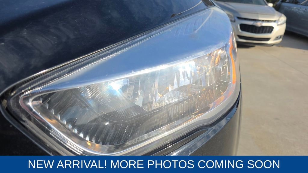 Used 2018 Ford Escape SE w/ SE Sync 3 Package image 9