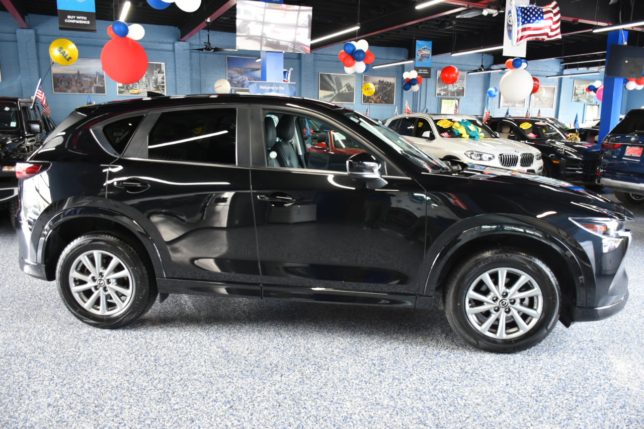Used 2024 MAZDA CX-5 AWD 2.5 S w/ Select Package image 2