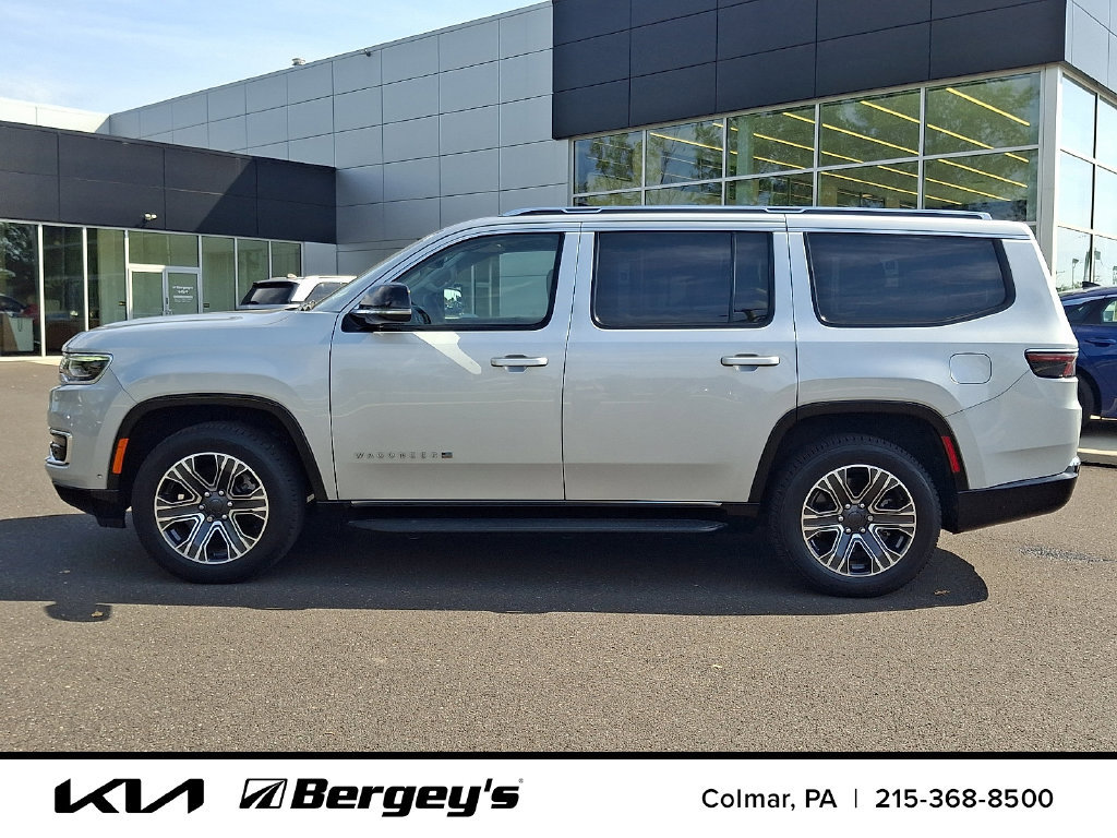 Used 2024 Jeep Wagoneer 4WD w/ Premium Group I image 9