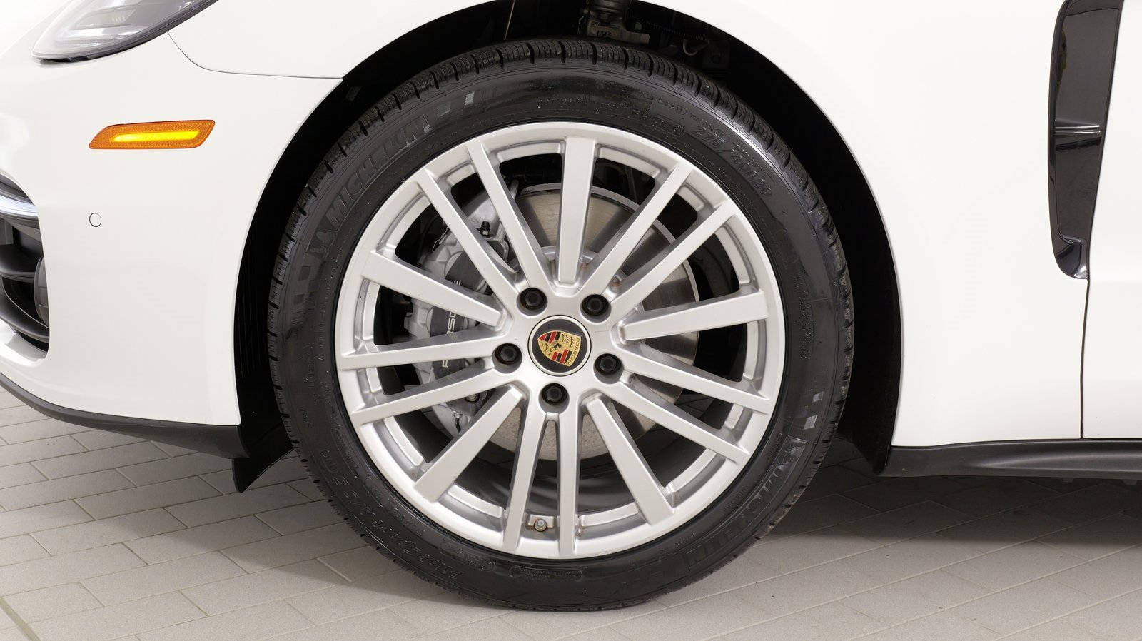 Used 2021 Porsche Panamera 4 image 68