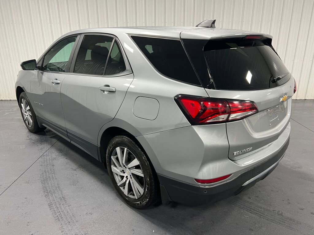 Used 2023 Chevrolet Equinox LT image 17