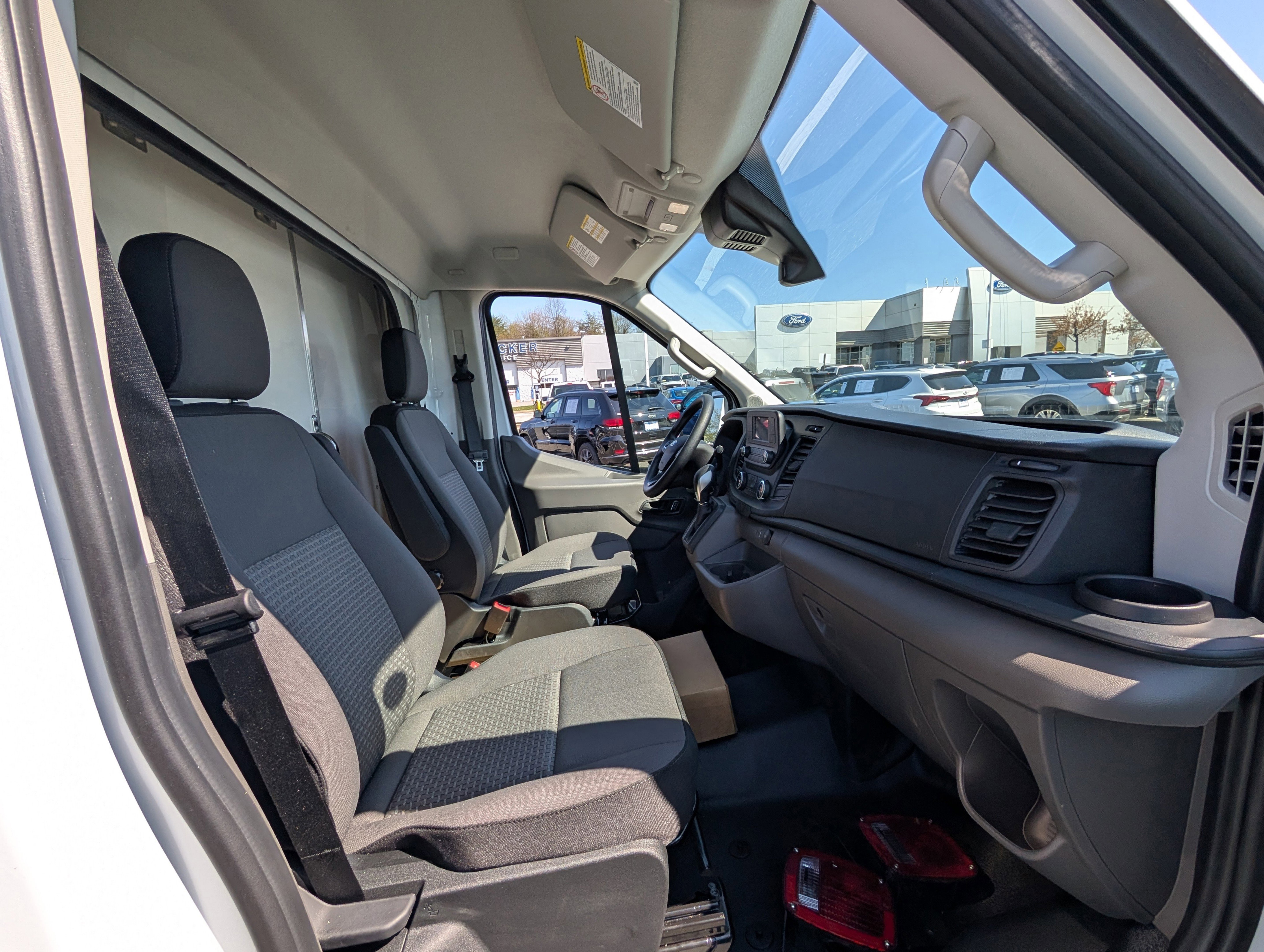 New 2025 Ford Transit 350 w/ Interior Upgrade Package image 7