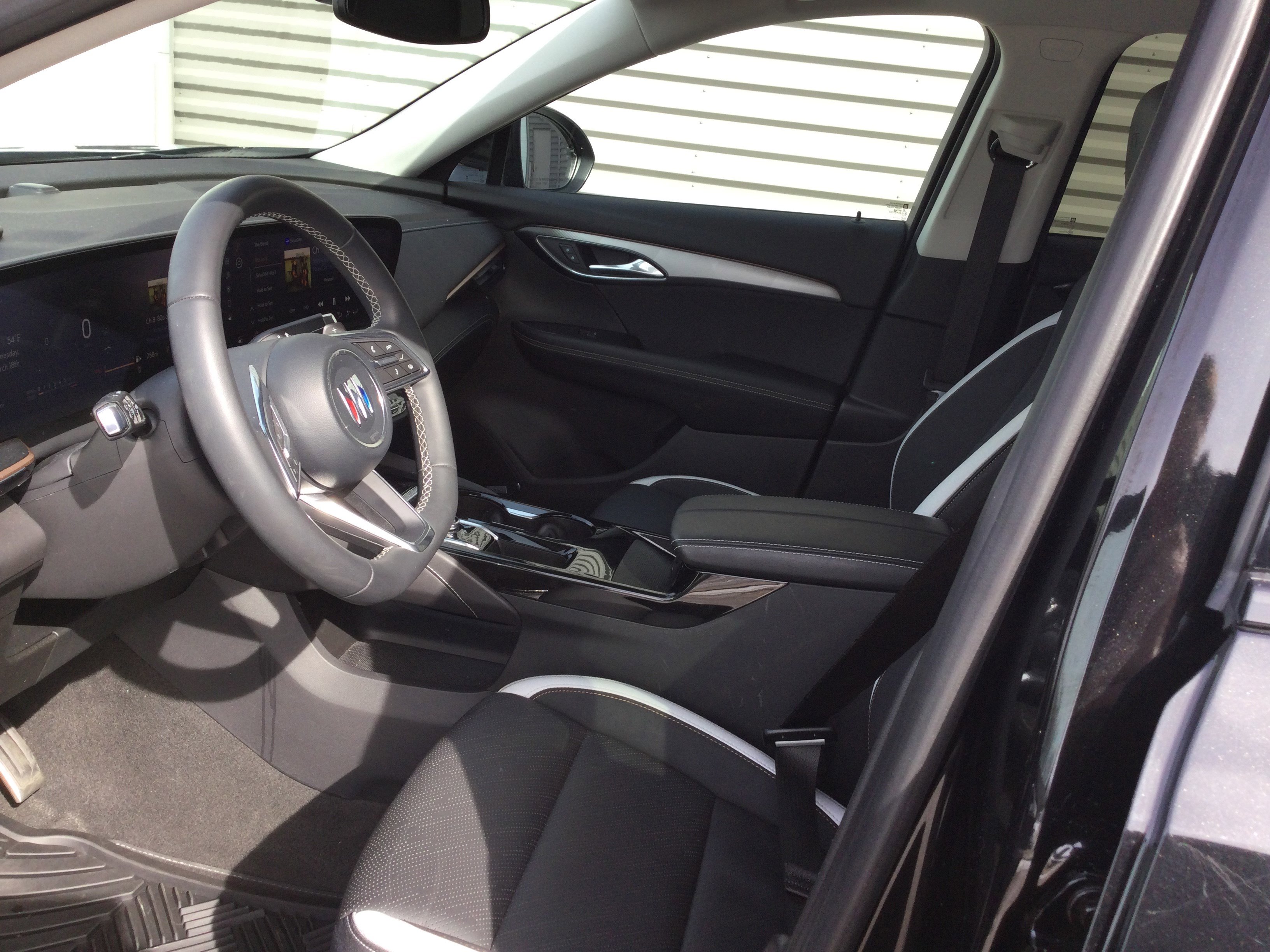 Used 2025 Buick Envision Sport Touring image 7