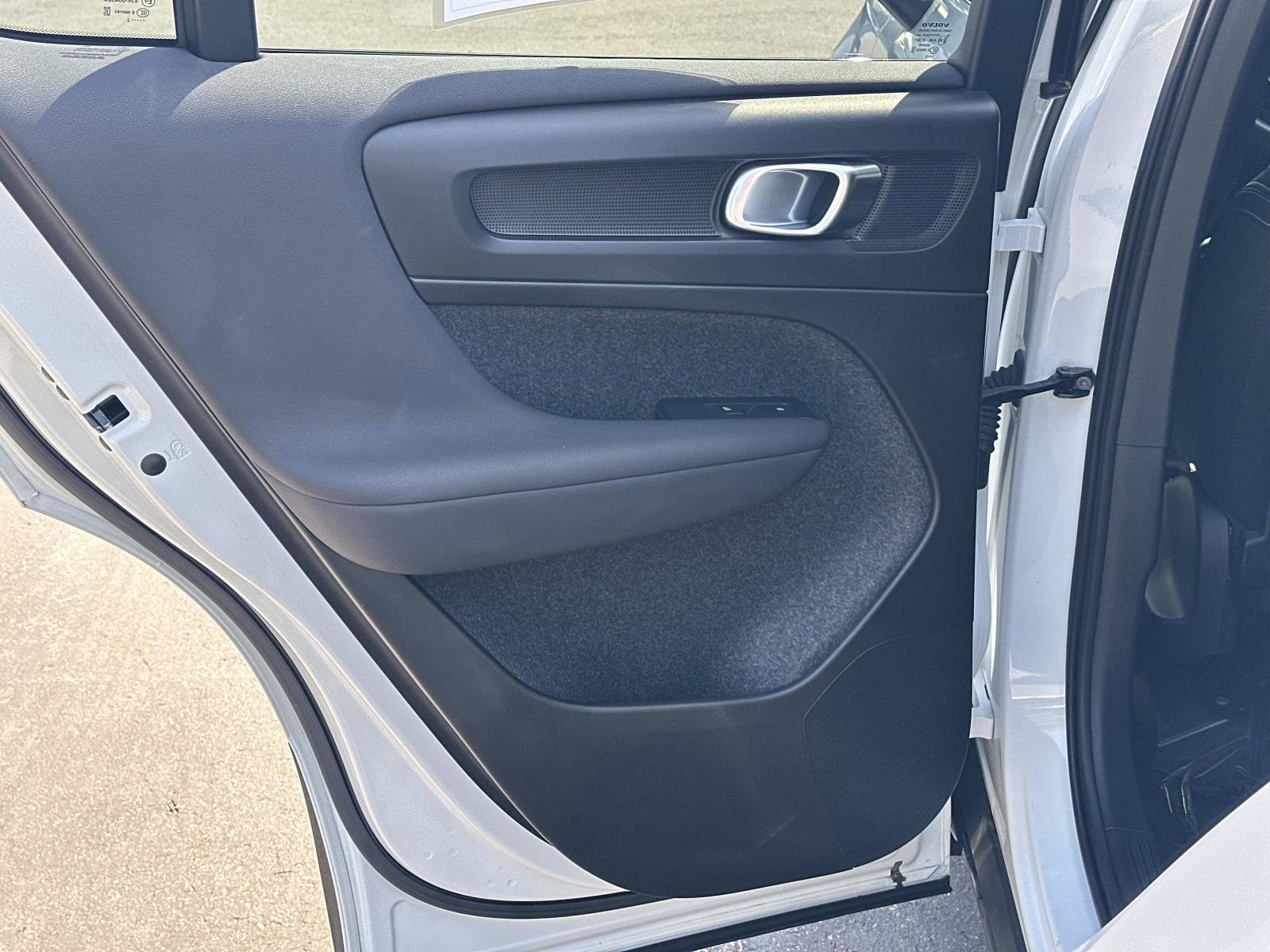 Certified 2023 Volvo C40 P8 Recharge Ultimate w/ Protection Package Premier image 20