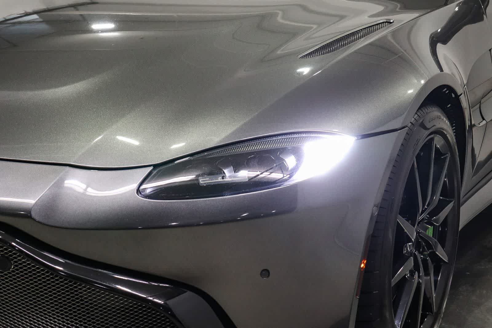Used 2020 Aston Martin V8 Vantage Coupe RWD image 7