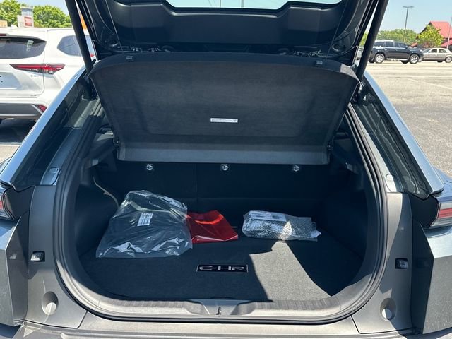 New 2026 Toyota C-HR AWD/4WD image 5